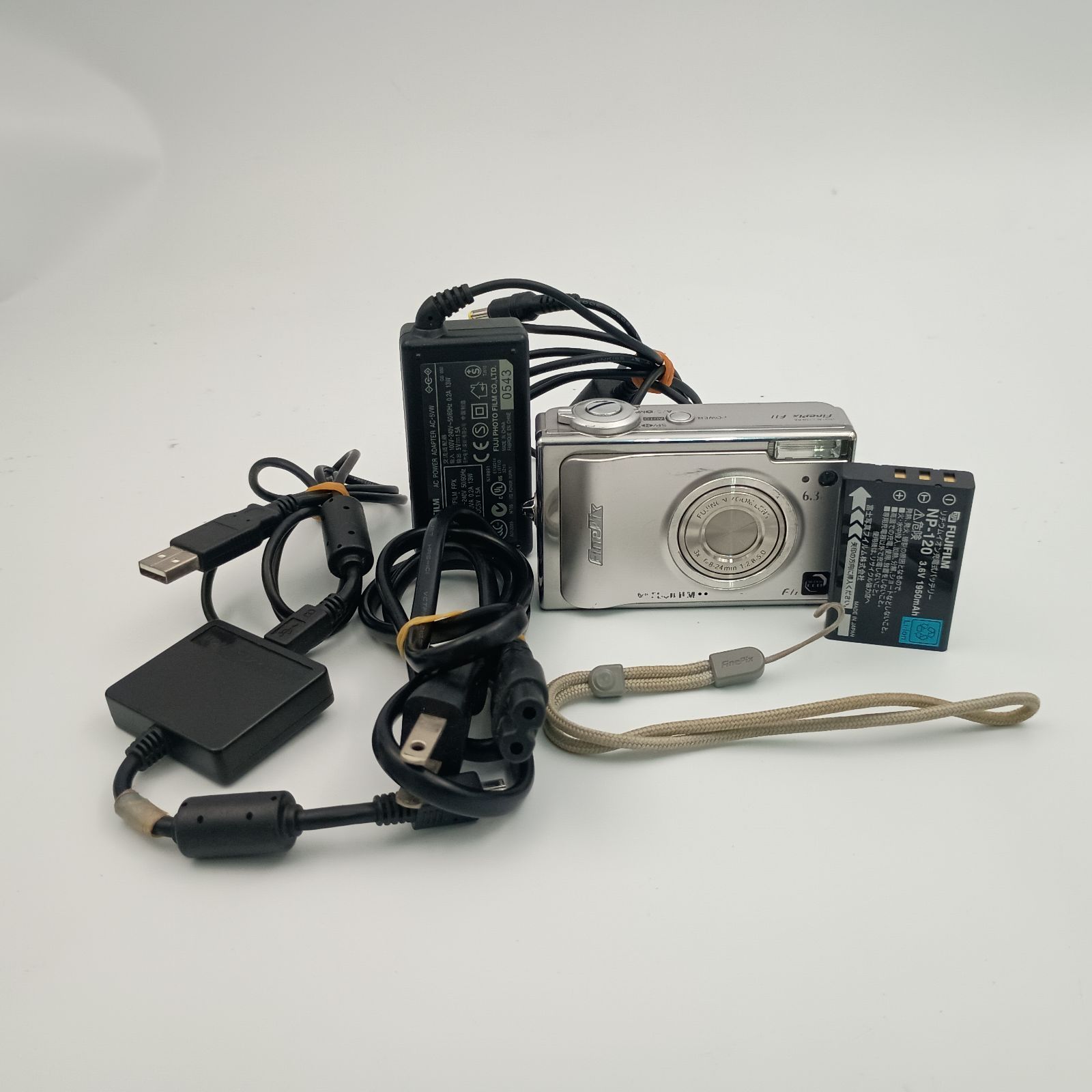 【動作確認済】富士フィルム コンデジ　Fujifilm FinePix F11 Amazon | FUJIFILM FinePix F11 FX-F11 | コンパクト 通販