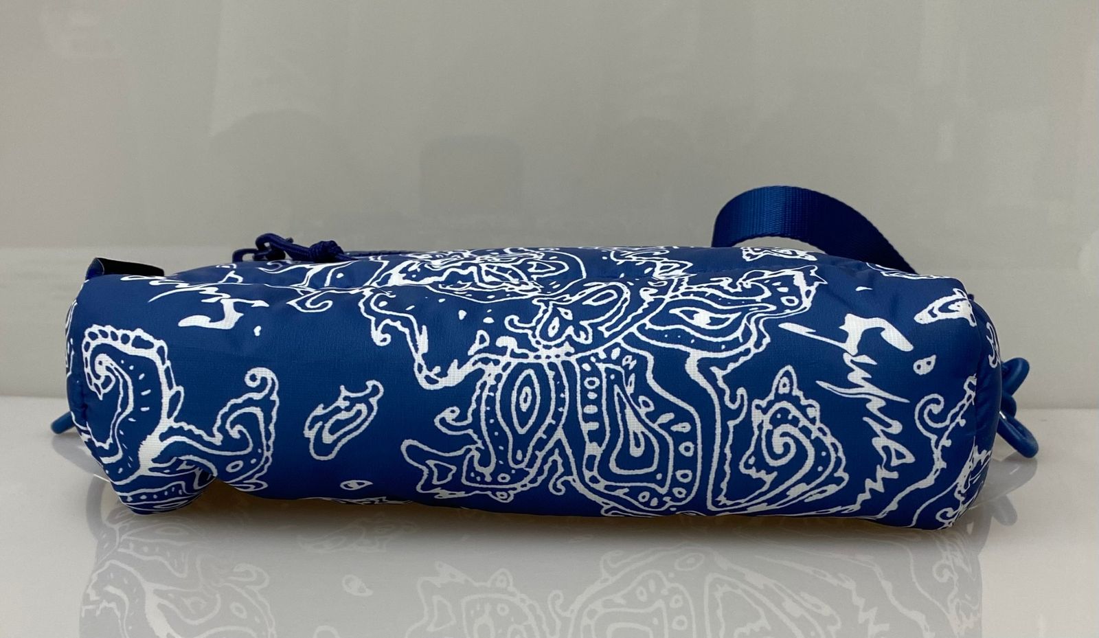 シュプリーム SUPREME パファー サイド バッグ "ブルー ペイズリー" Puffer Side Bag "Blue Paisley" バッグ メンズバッグ ショルダーバッグ・メッセンジャーバッグ 201goods-471