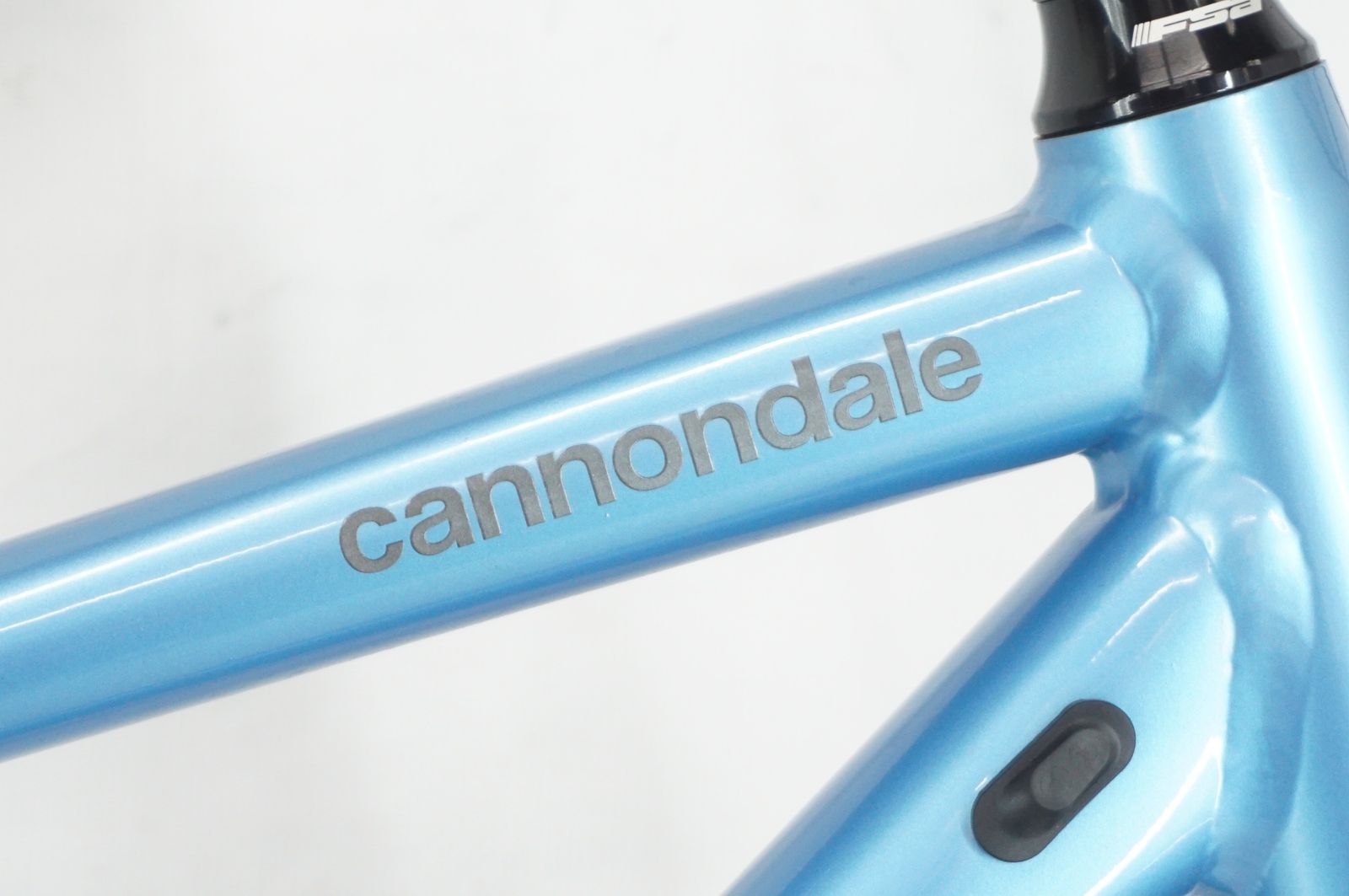 CANNONDALE キャノンデール QUICK4 DISC モデル クロスバイク バイチャリ阪急塚口店 BRIGHTFACE_UK