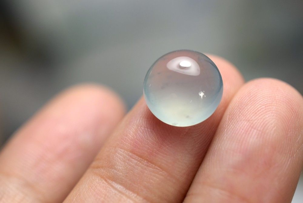 SR12-19 大粒 宝石質 高氷種 薄水緑色 グアテマラ産 天然 A貨 本翡翠 ルース 硬玉 ジェダイト