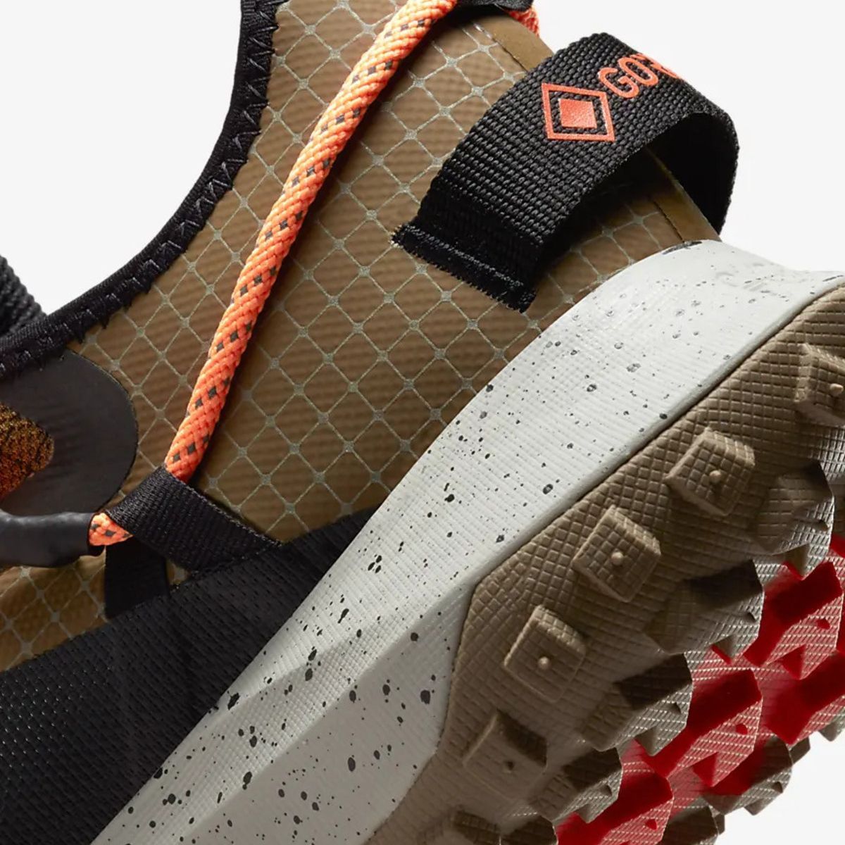 ナイキ] ACG マウンテン フライ LOW ゴアテックス SE [ACG MOUNTAIN 