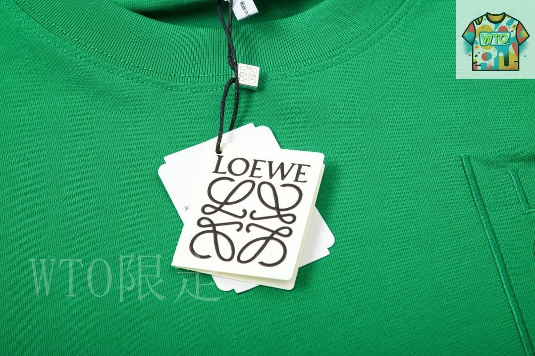 【即購入OK】LOEWE　半袖ポロシャツ　サイズM　薄グリーン　vintage 即購入OK】LOEWE 半袖ポロシャツ サイズM 薄グリーン vintage
