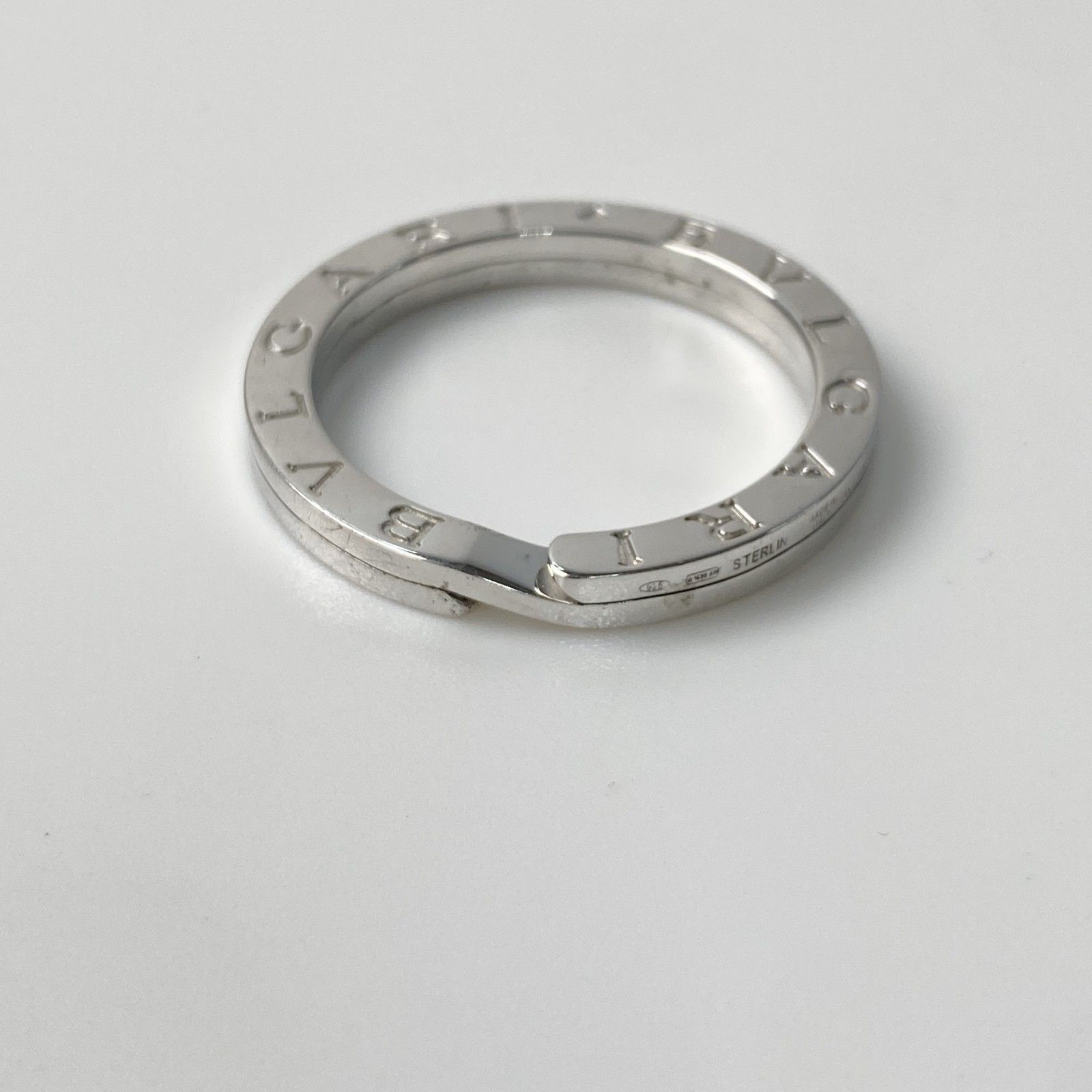 BVLGARI - 美品 ブルガリ ビーゼロワン リングロゴ レザー紐