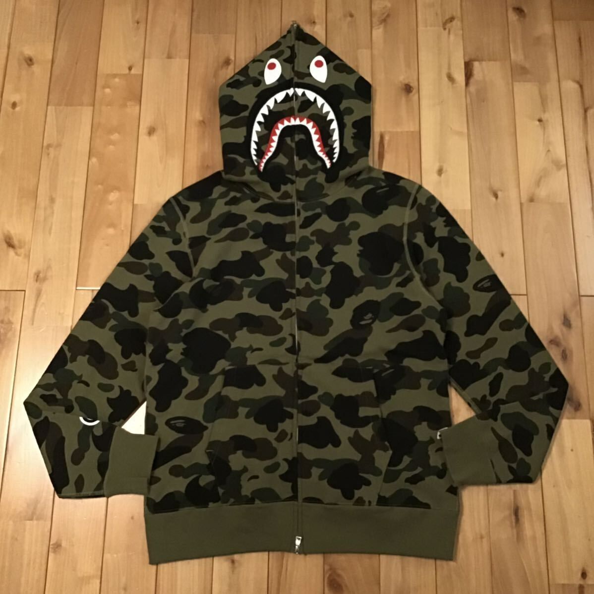 A BATHING APE カモフラージュシャークパーカー L
