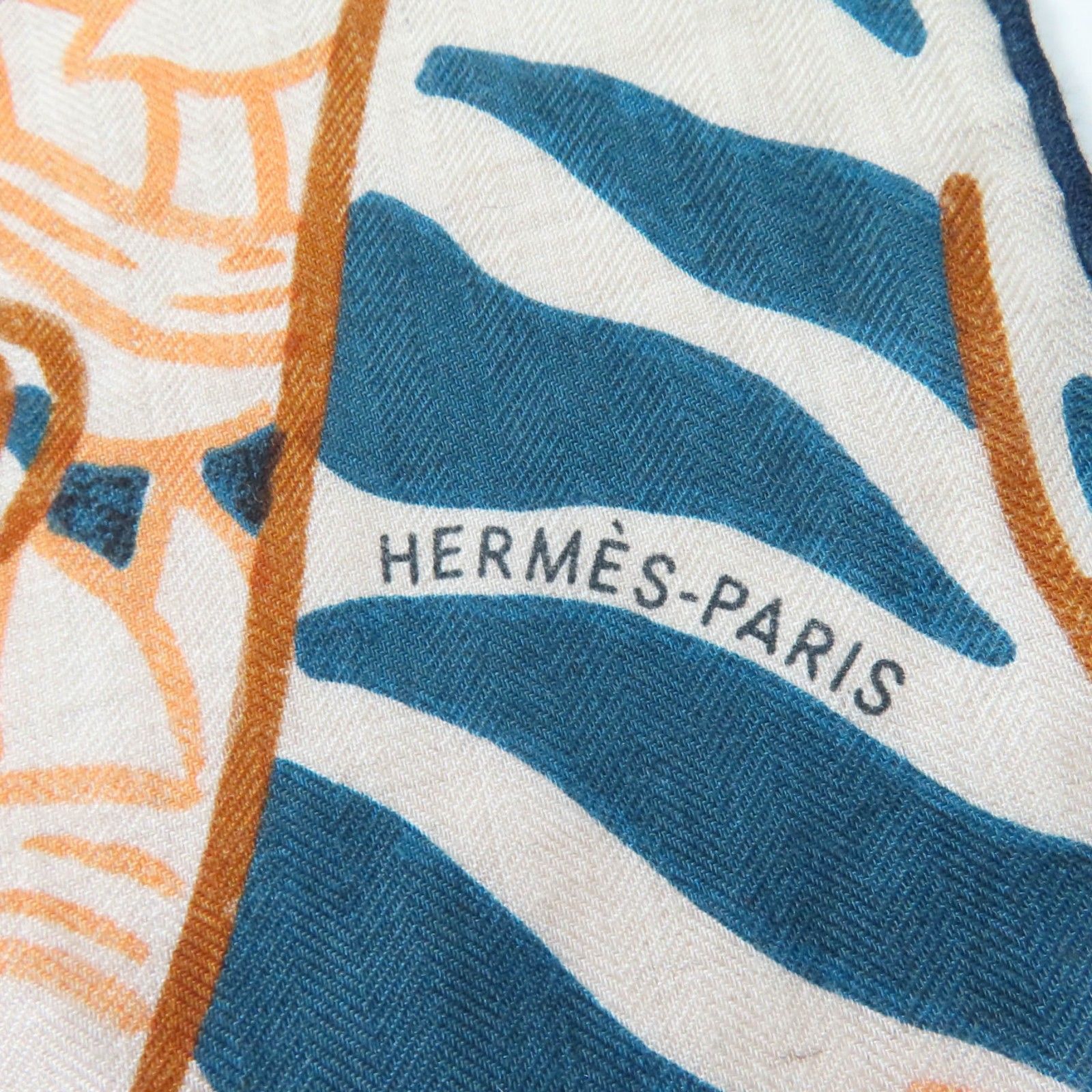 エルメス　トライアングルジェアン　スイートドリームス エルメス(HERMES)エルメス ポワントゥ トライアングル ジェアン