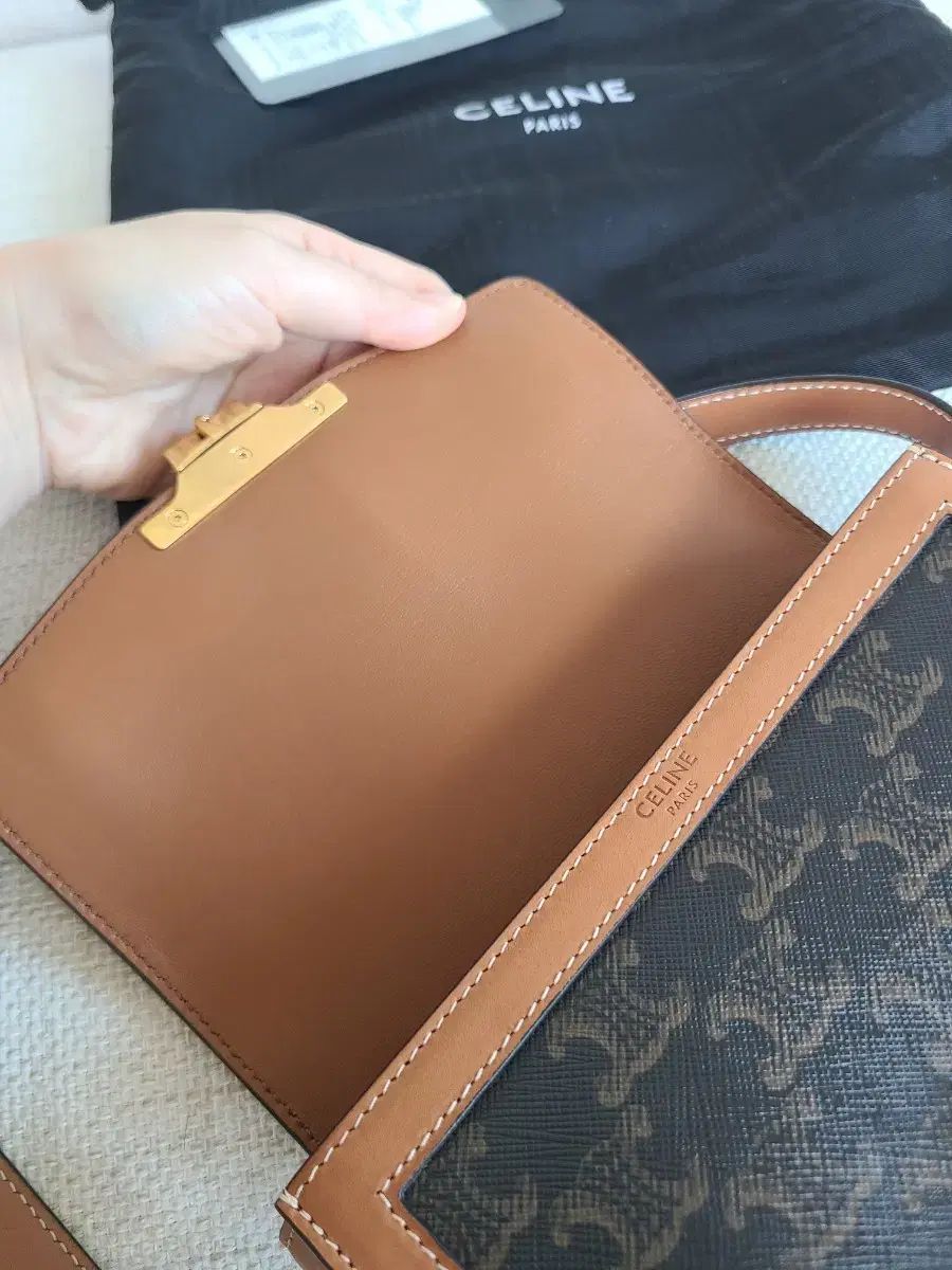 Celine セリーヌ