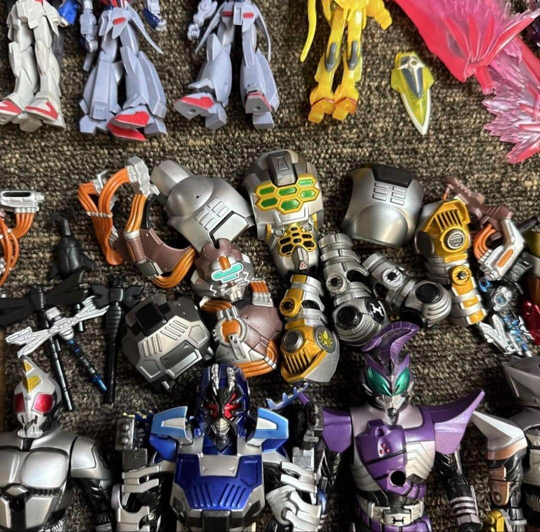 仮面ライダーまとめ 機動戦士ガンダム 15体 ZECT カブト フィギュア 仮面ライダーまとめ 機動戦士ガンダム 15体 ZECT カブト