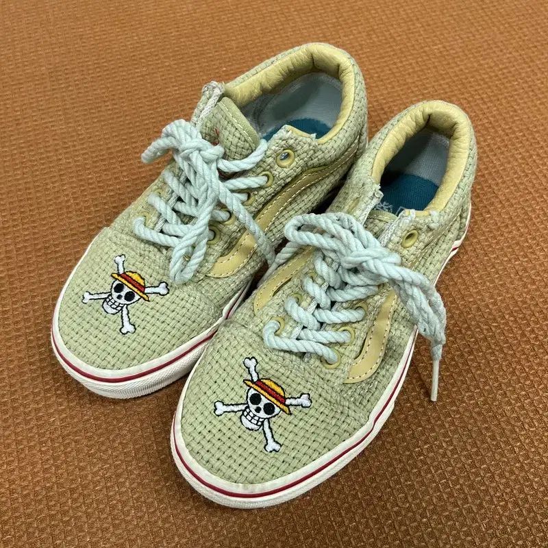 Burton Almighty Speedzone ブーツ10インチ　28センチ Burton Almighty Speedzone ブーツ10インチ 28センチ