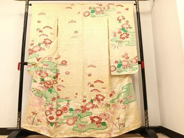 平和屋着物□豪華振袖 駒刺繍 草花文 金彩 正絹 逸品 AAAY4544ph