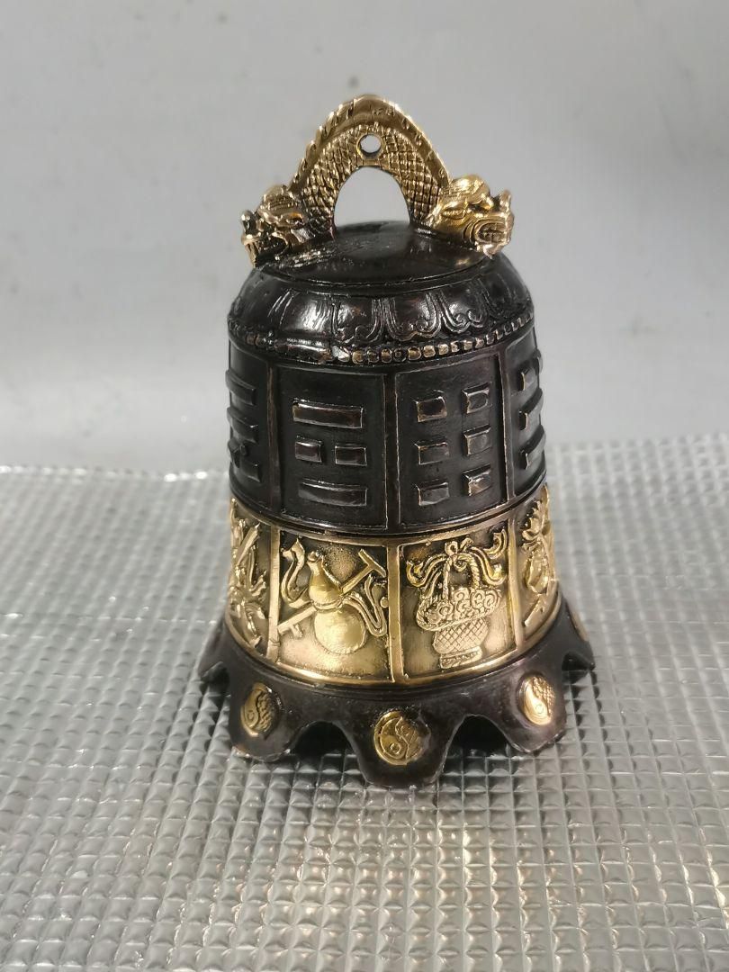 銅製 法器 鐘 八宝鈴 置物 装飾品 工芸品 美術品 - メルカリ 銅製 法器 鐘 八宝鈴 置物 装飾品 工芸品 美術品 - メルカリ
