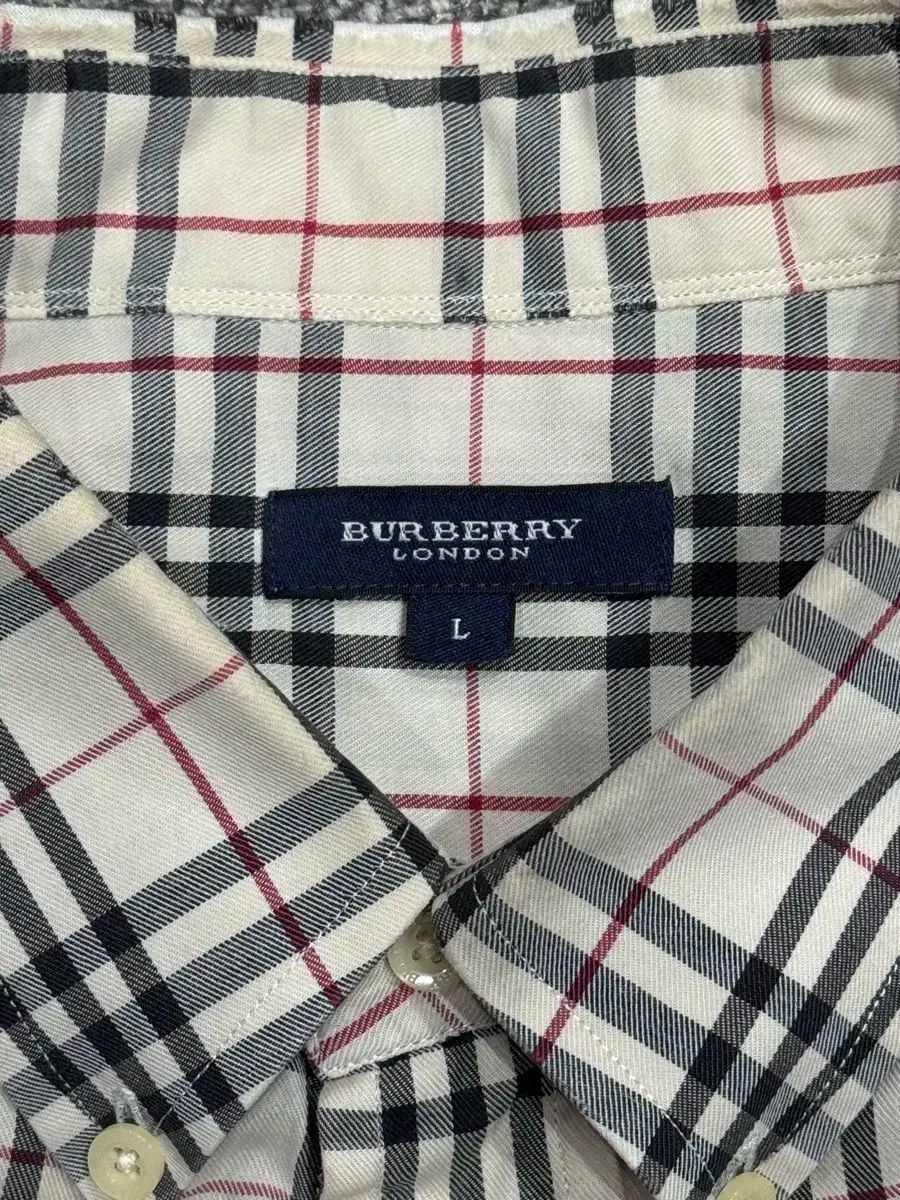 00s BURBERRY