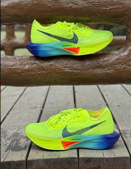 【新品未使用】 ナイキ ズームX ヴェイパーフライ ネクスト%3Nike Zoomx Vaporfly NEXT% 3