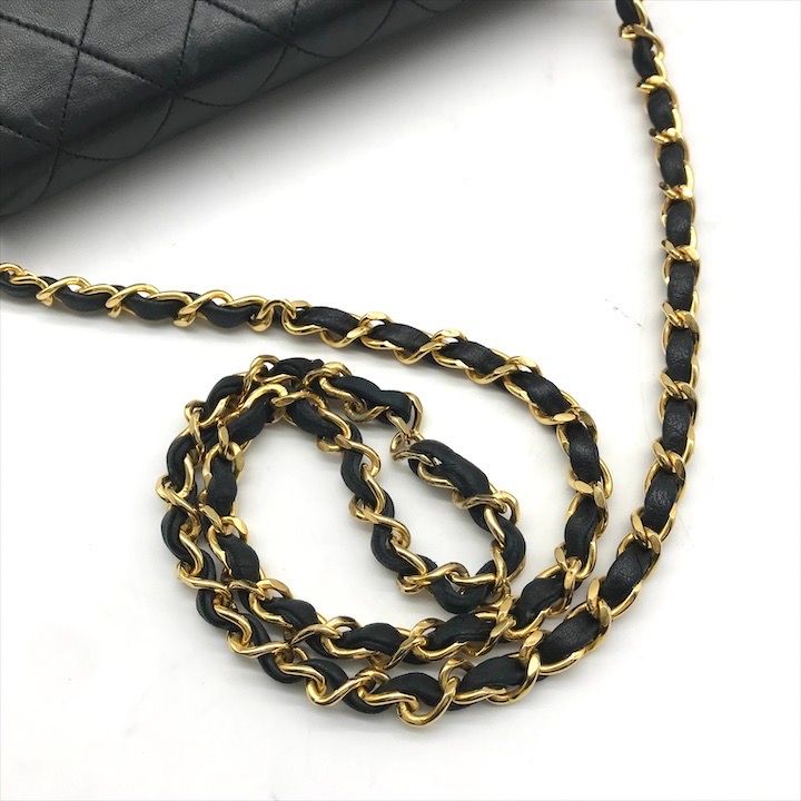 良品 CHANEL シャネル ココマーク ミニ マトラッセ プッシュロック