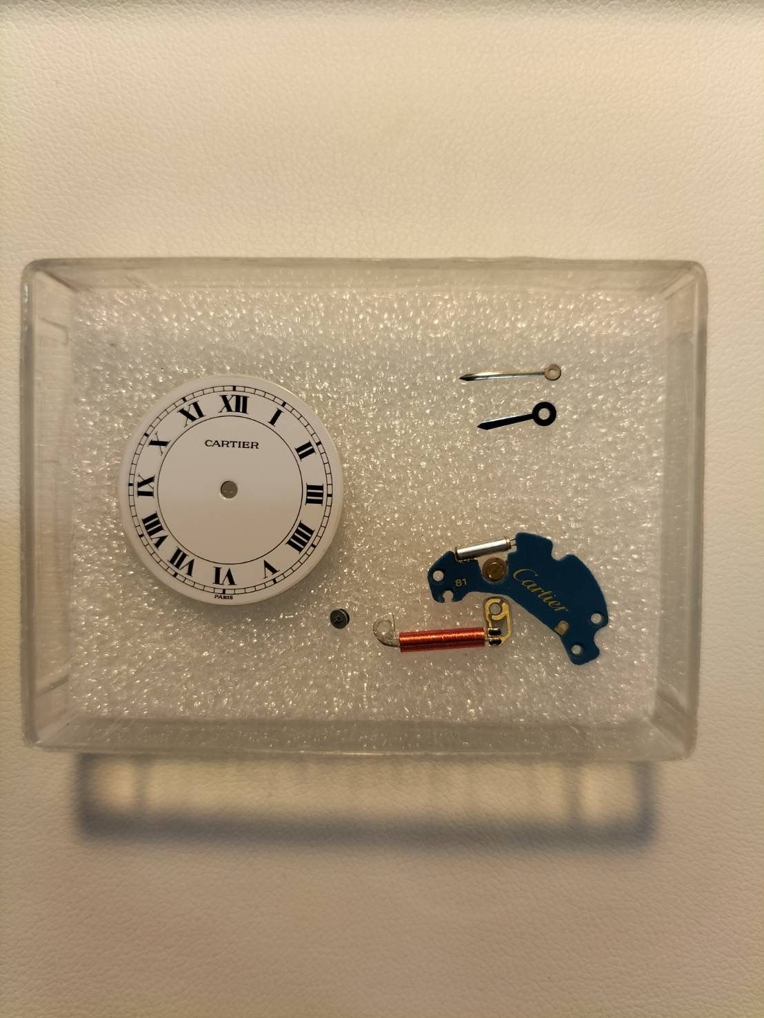 カルティエ ヴァンドーム VLC SM トリニティ 81004 クォーツ Cal.81  
