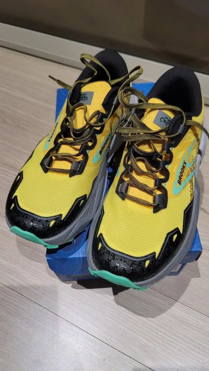 BROOKS ブルックス 登山靴 カルデラ 7 メンズ 260