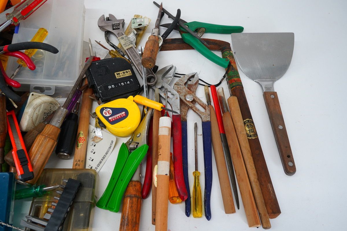 【モンキーレンチ・スパナ 大量まとめ / 総重量約18.9kg】工具 DIY 大工道具 日曜大工 作業 メンテナンス 工作 職人 土木 職場 005FCNT71 126点組 DIY工具セット 8V電動ドリル付きDIYセット ピンク 作業