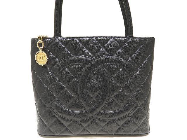 まだ美品 CHANEL シャネル 復刻トート ブラック キャビアスキン ☆ ゴールド金具 メダル ココマーク レディース ▽ ヨヨフト00/6E -  メルカリ