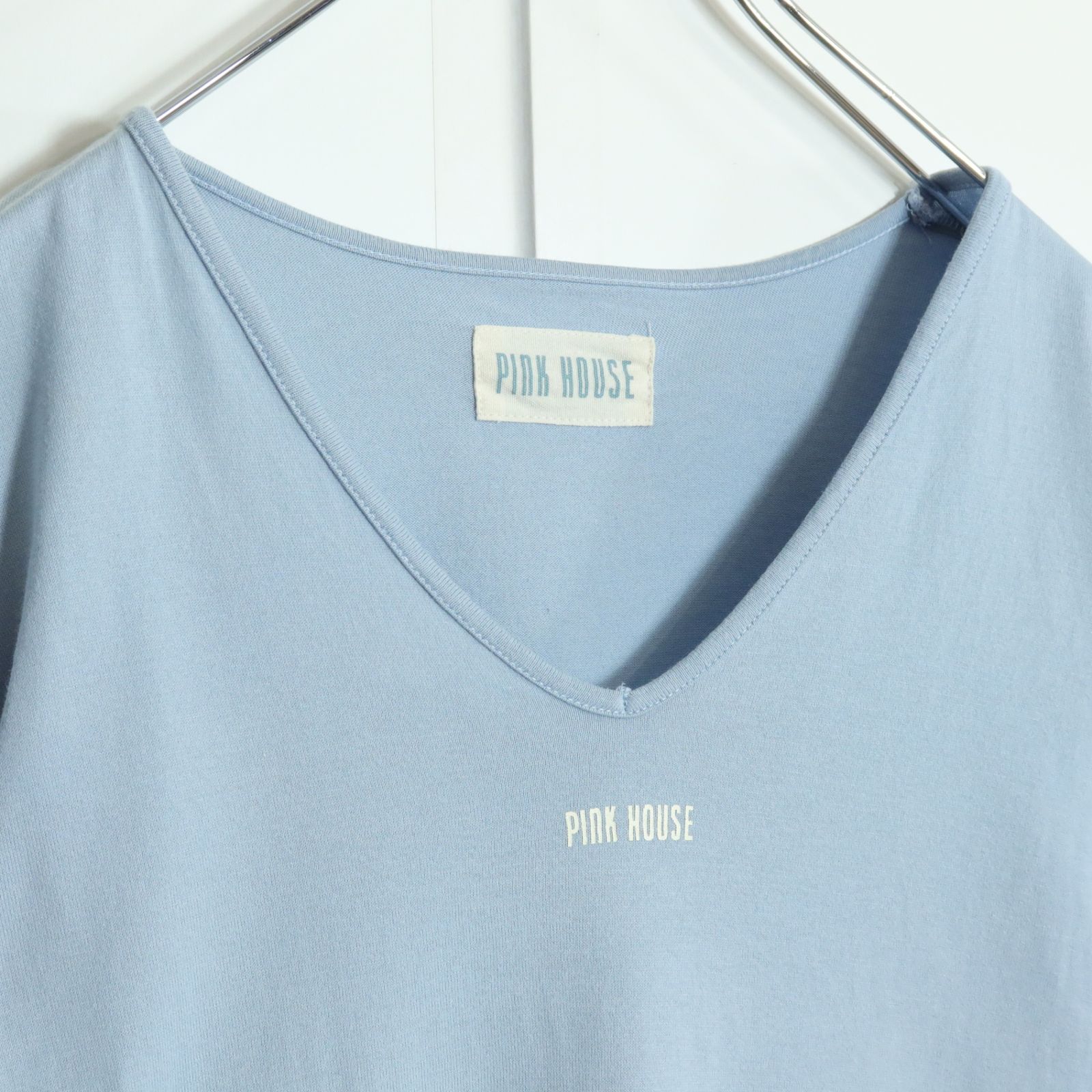 ピンクハウス☆VネックTシャツ ロゴプリント サイズM 水色系 z13107