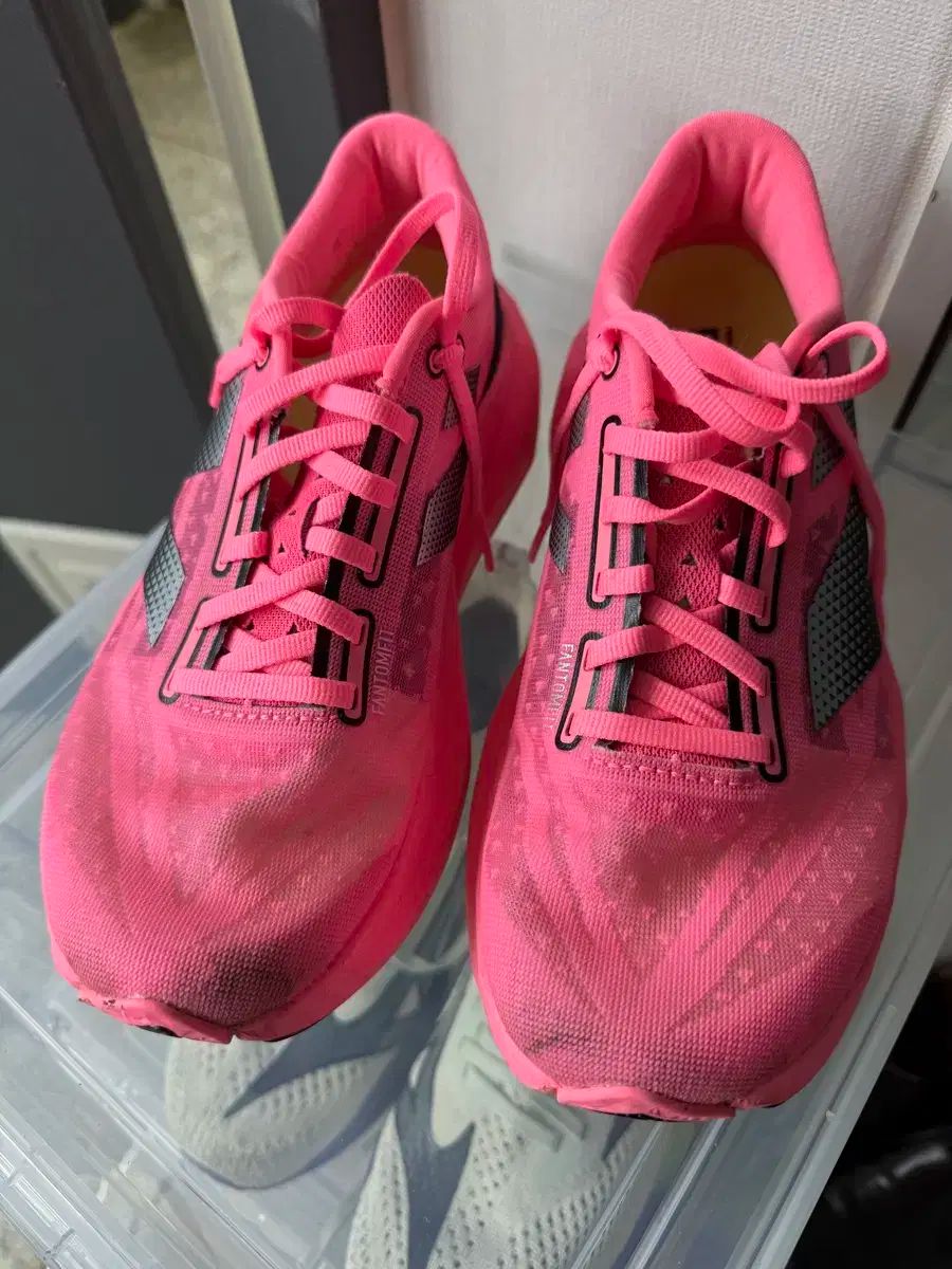 New Balance ニューバランス フューエルセル レベル v4 245