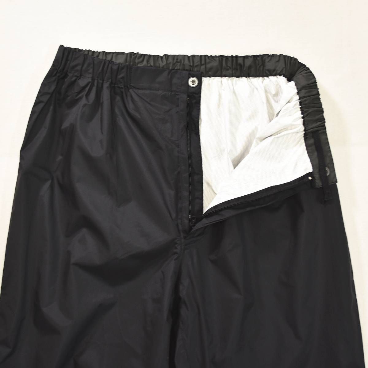 ジップアップ パッカブル