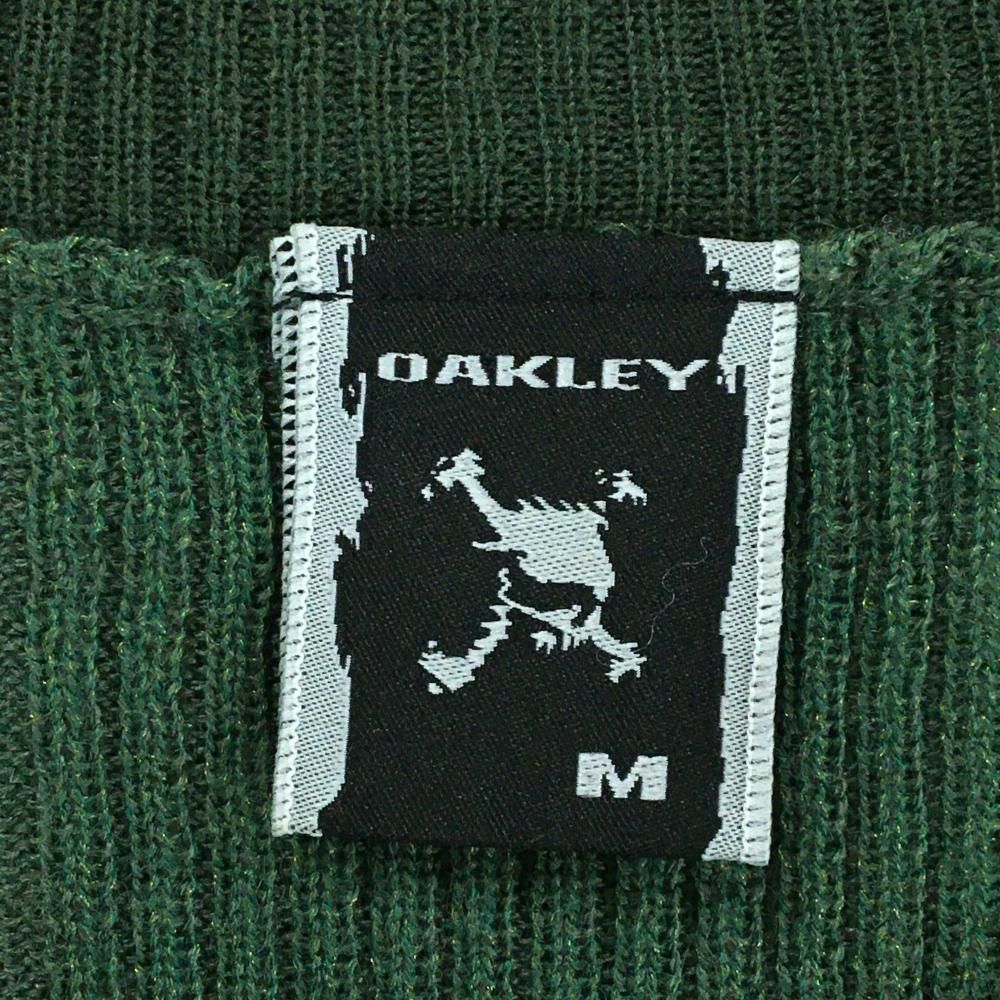 オークリー　Vネックセーター　Ｌ　Used品です。 オークリー セーター OAKLEY M 黒 ブラック