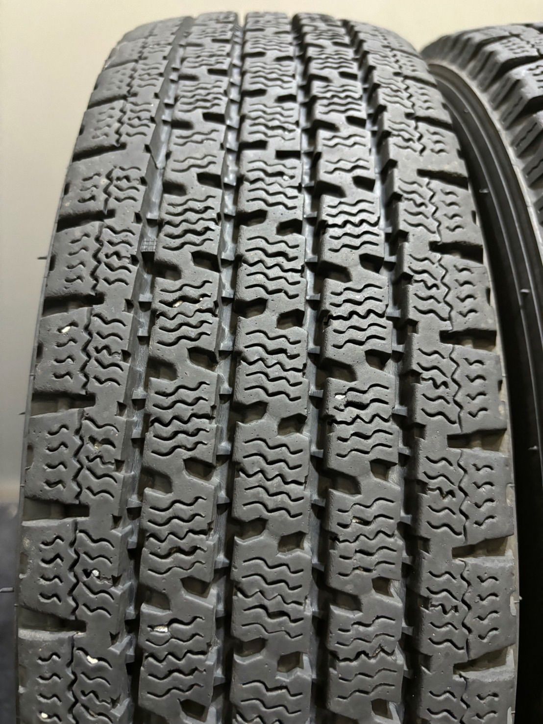 ★155/80R14 88/86N LT TOYO/DELVEX 935 21年製 トヨタ 純正 スチール 14インチ 5J +39 100 4H スタッドレス 4本 サクシード (南6-G815)