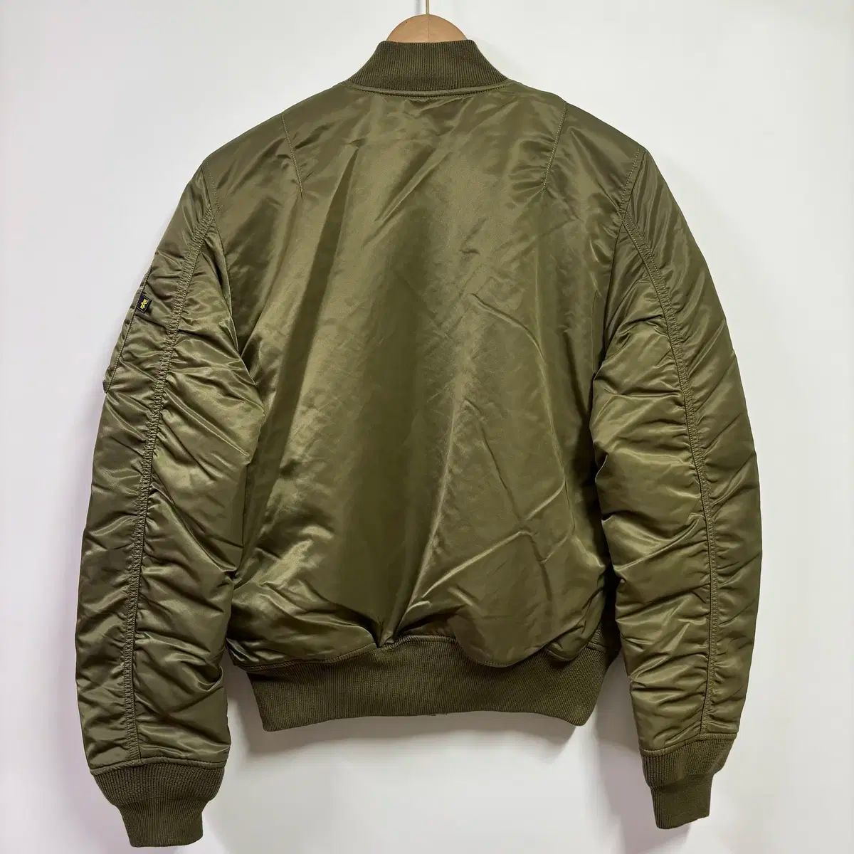 アルファインダストリーズ