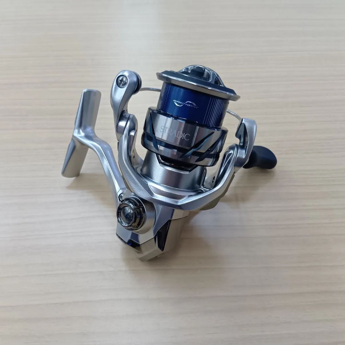 新品 シマノ 23ストラディック C2500S リール シマノ 23 ストラディック C2500SXG スピニングリール - 最安値