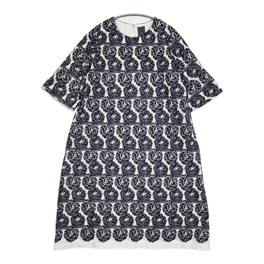 mina perhonen ♥ flair 刺繍 サイズ38 定価99000円 aba3008 ワンピース 23AW ホワイト ブラック レディース ミナペルホネン 5-1011M♪