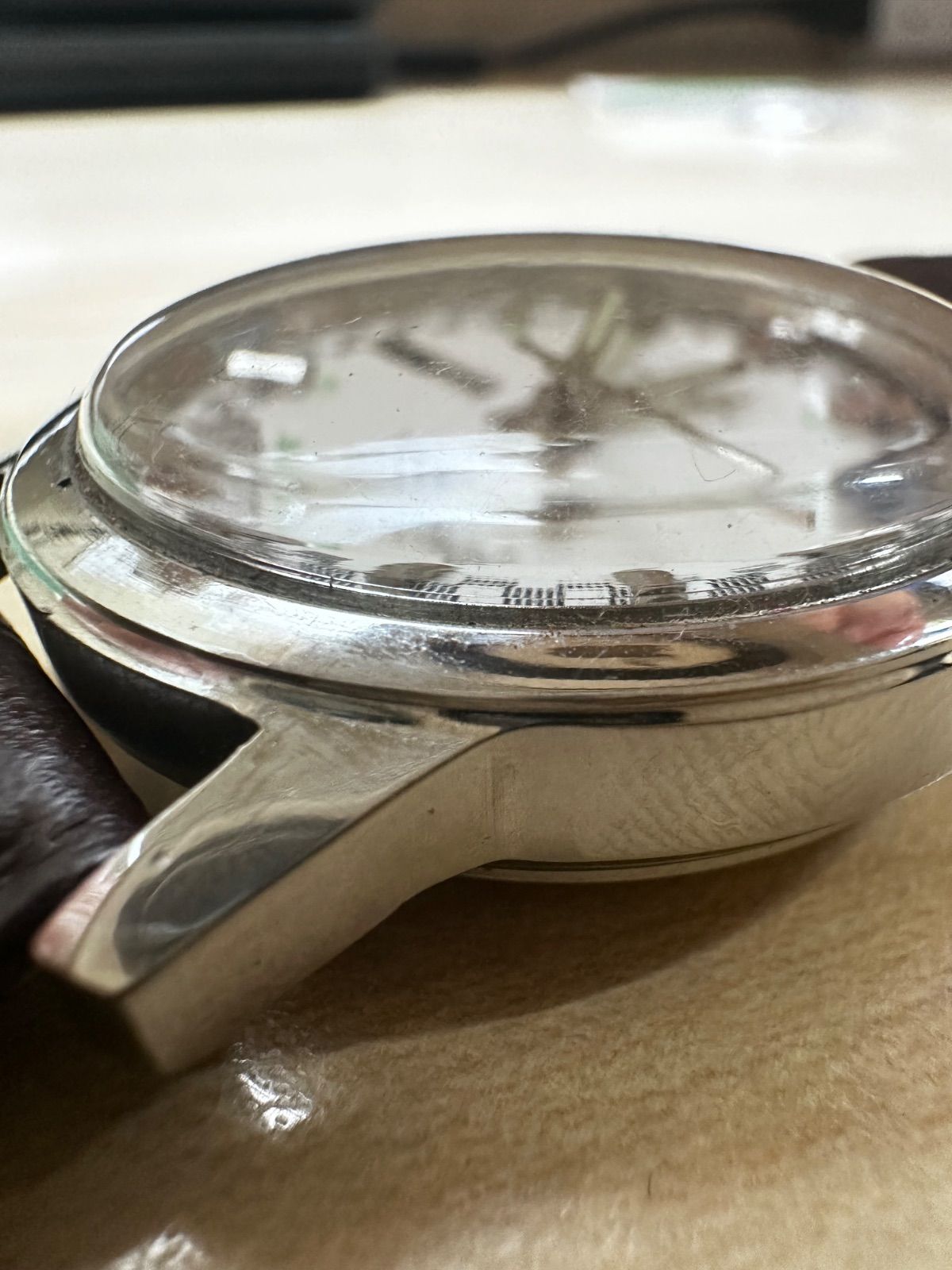 ヴィンテージ ピアジェ白文字盤 自動巻き 17jewels スイス製　再生品 ヴィンテージ ピアジェ PIAGET 白文字盤 自動巻き 25jewels