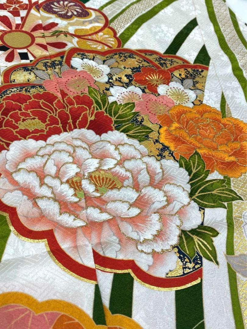 振袖 仮絵羽 刺繍 金彩 紋意匠 牡丹 正絹 未仕立て品 八掛付き - メルカリ