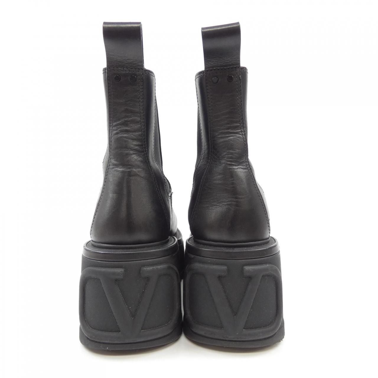 VALENTINO