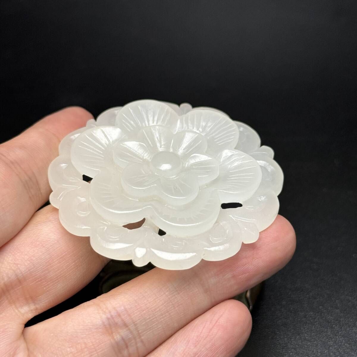 秘藏 清代 すてき和田玉 衣装ストラップ 唐物 古玉彫 天然石