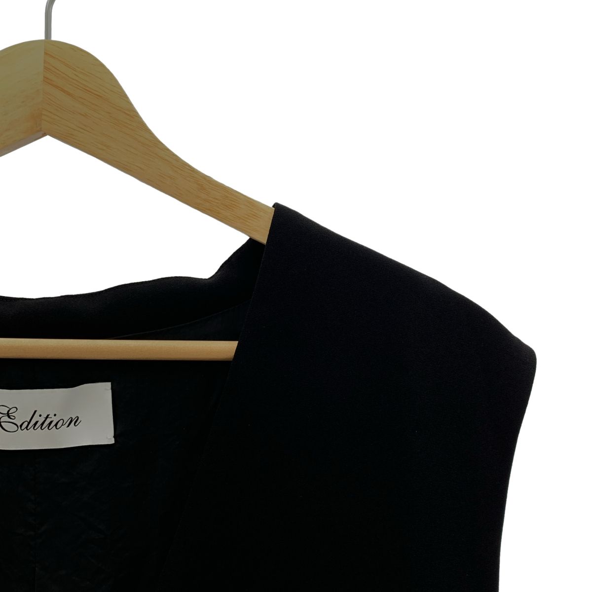 Edition エディション トゥモローランド 2025 SS バックサテンジョーゼット Vネックジレ プルオーバーベスト F ブラック レディース