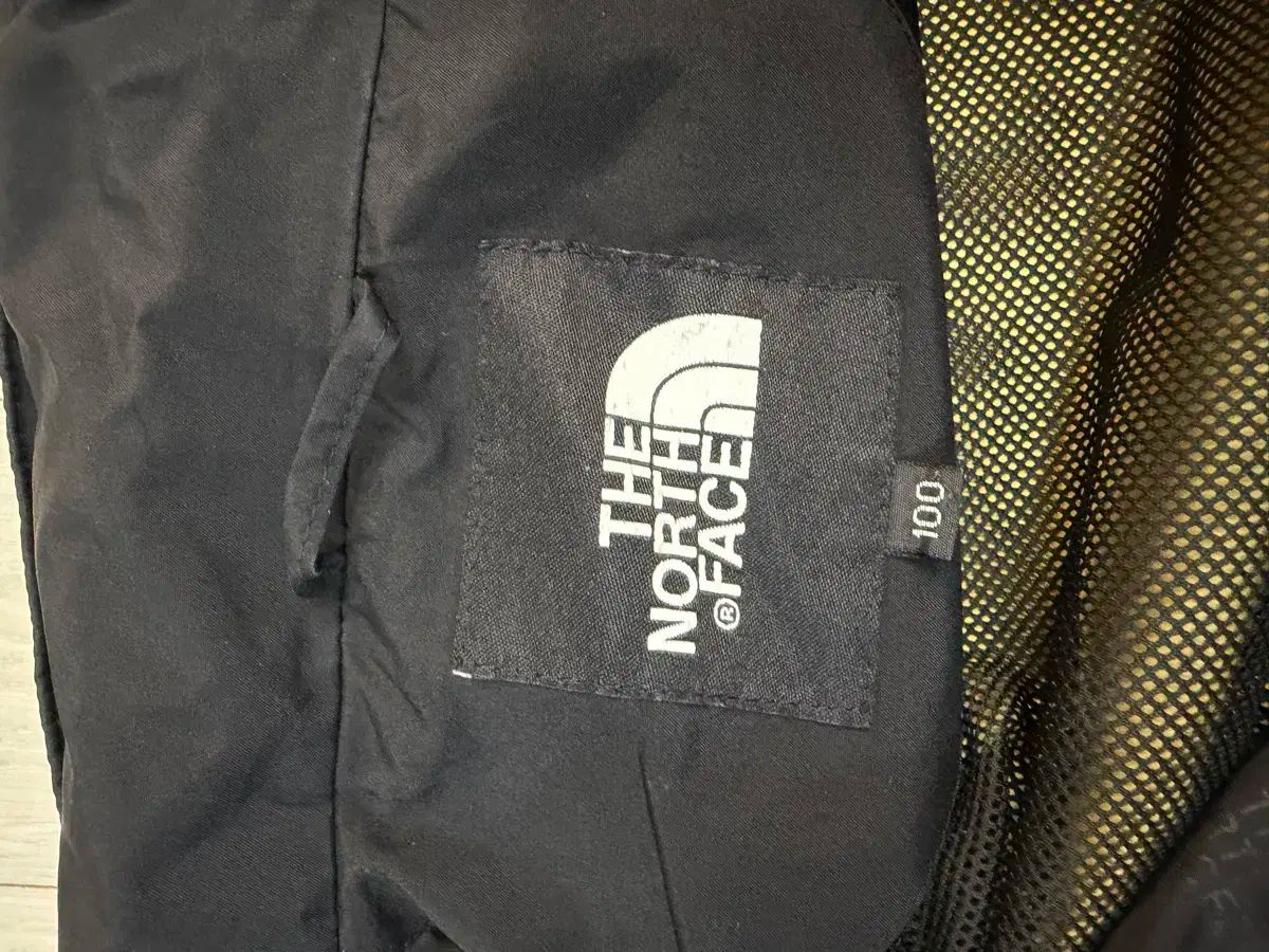 THE NORTH FACE ゴアテックス ブラック ウィンドブレーカー