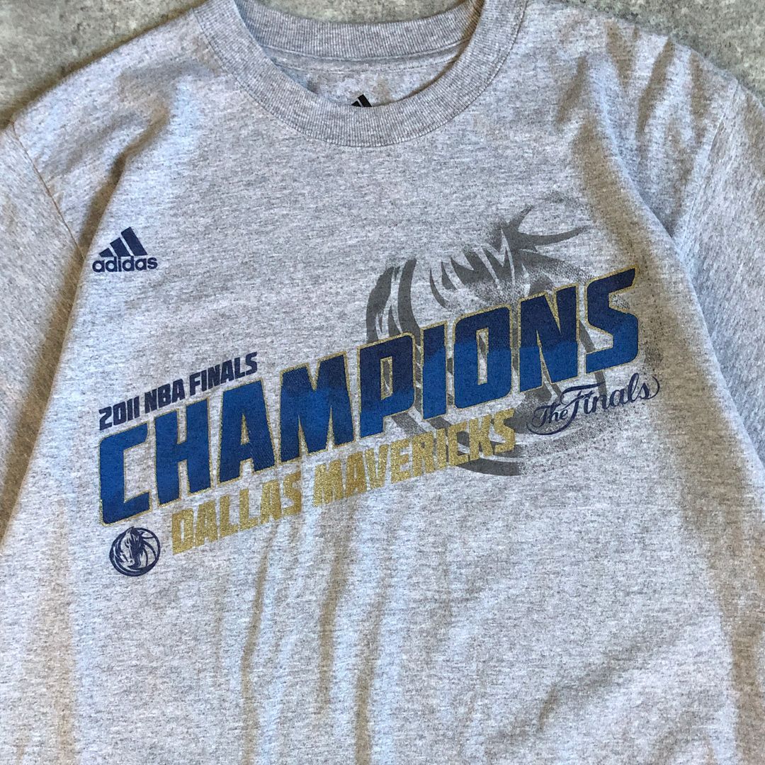 希少 NBA ダラス・マーベリックス 優勝 記念 半袖Tシャツ グレー M