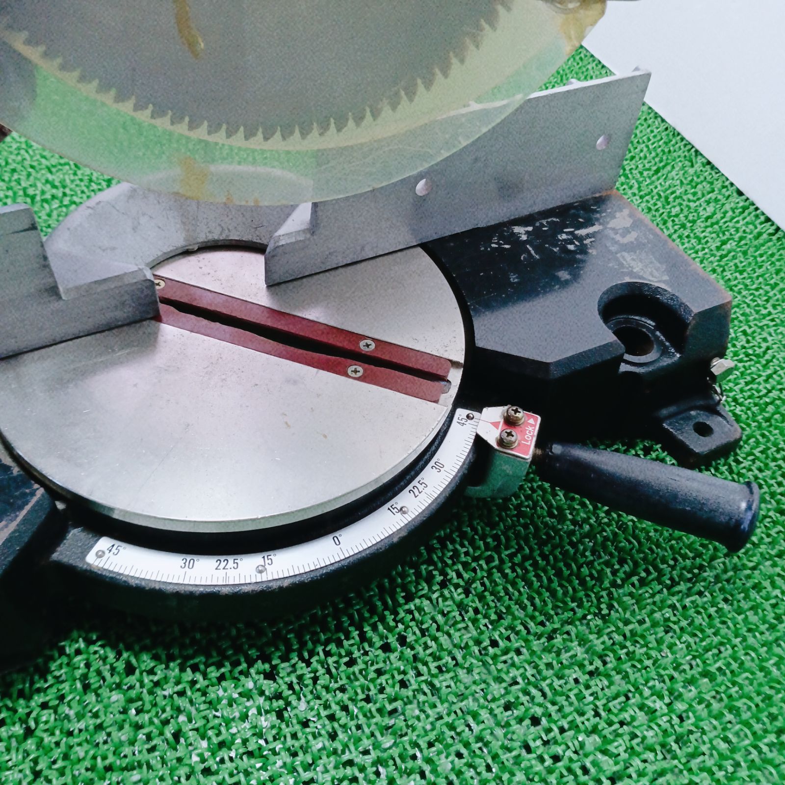 日立工機255mmブレーキ付卓上丸のこC 10FB