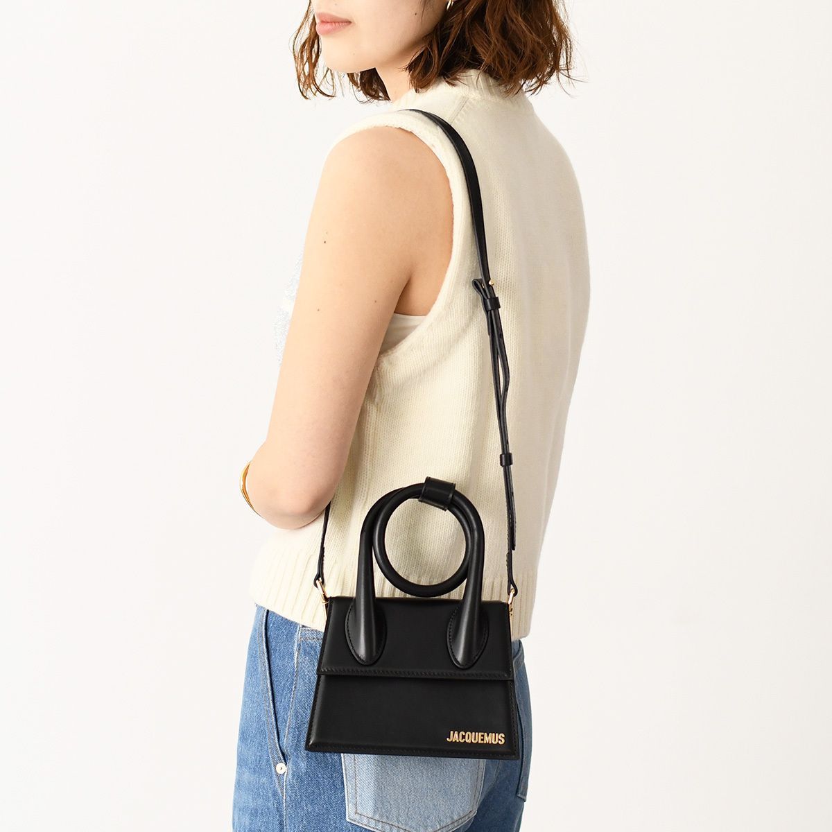 JACQUEMUS ジャックムス バッグ ショルダーバッグ LE CHIQUITO ミニ 
