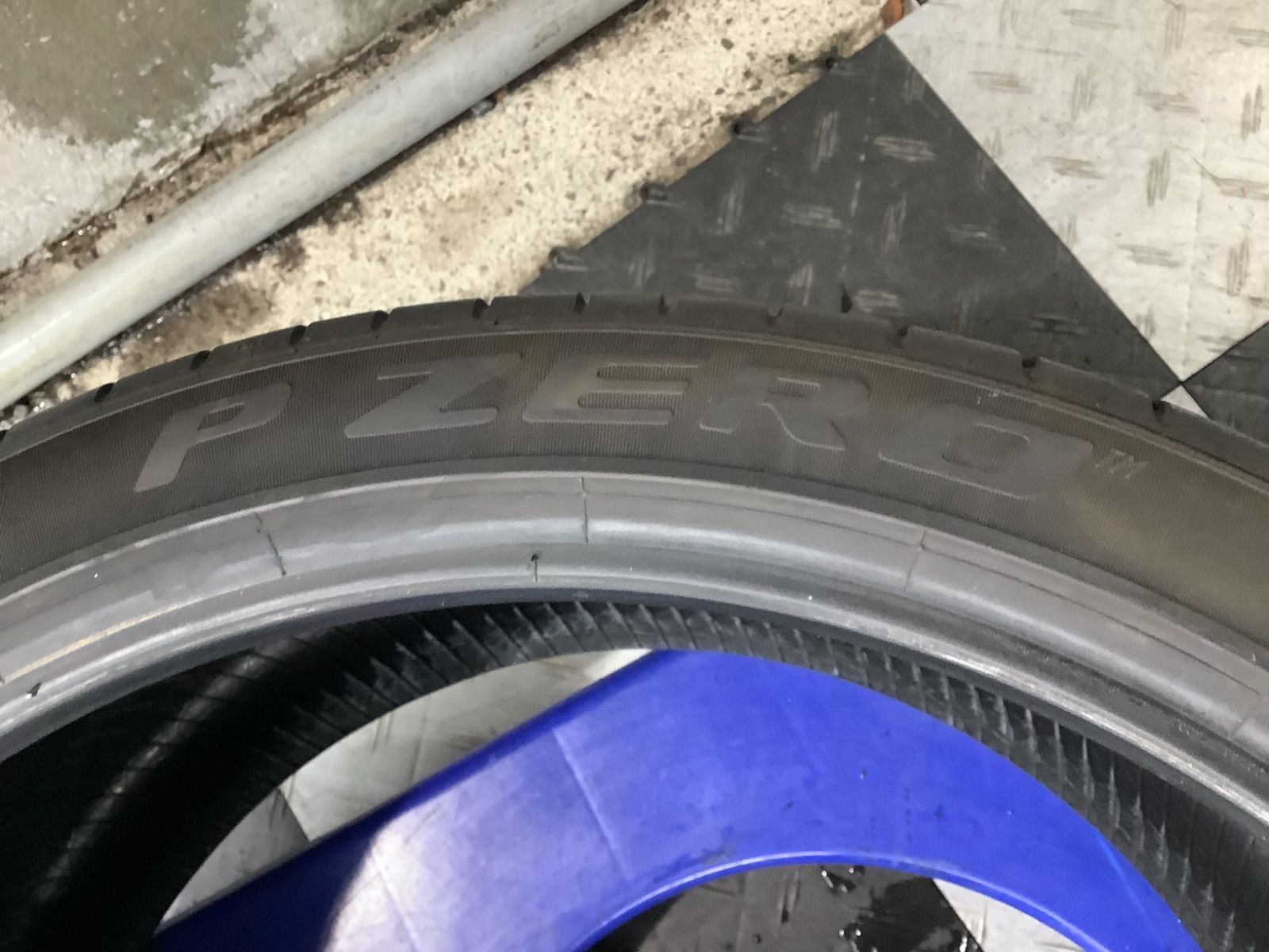 PIRELLI P