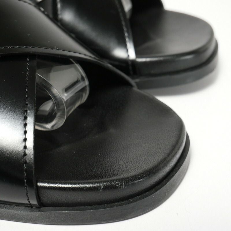 PRADA プラダ レザー フラットサンダル ストラップサンダル レディース  