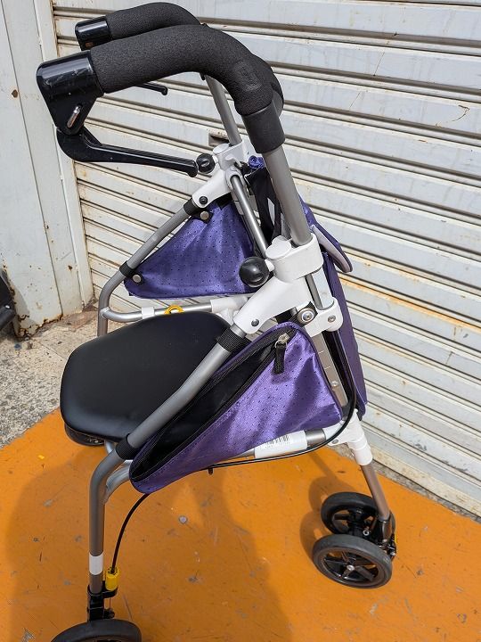 送料無料（一部地域を除く）　シルバーカー　歩行器　象印ベビー　ピウプレストマム　KM-25-1021-05 送料無料（一部地域を除く） シルバーカー 歩行器 象印ベビー ピウ