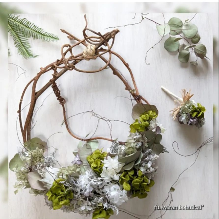 スワロフスキー　【2015年限定版】干支ゴールドひつじ スワロフスキー 【2015年限定版】干支ゴールドひつじ スワロフスキー