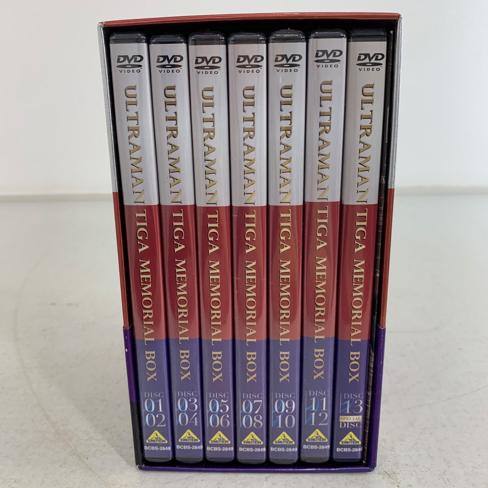 ウルトラマンティガ メモリアルボックス DVD 期間限定生産品【長野博：V6】 91DK2kLV27L._AC_UF350,