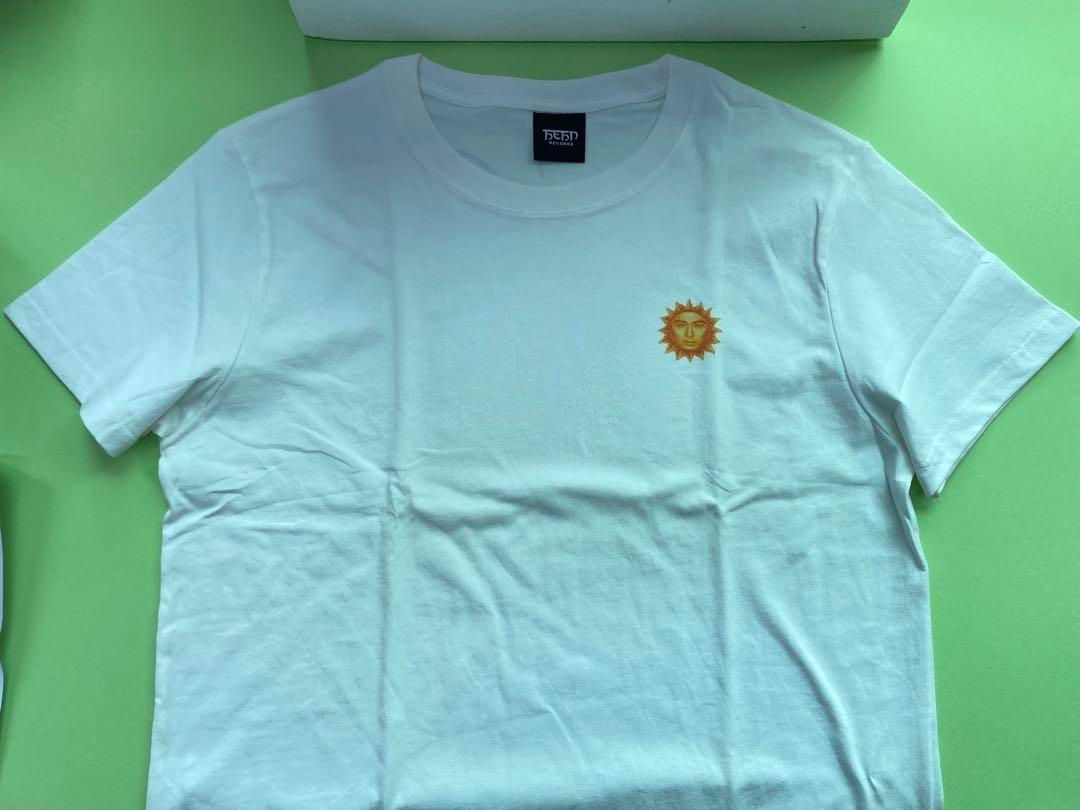 藤井風Feelin'Good グッズ　風SUN Tシャツ　Mサイズ 藤井風 Feelin'Good 風SUN Tシャツ Mサイズ - メルカリ