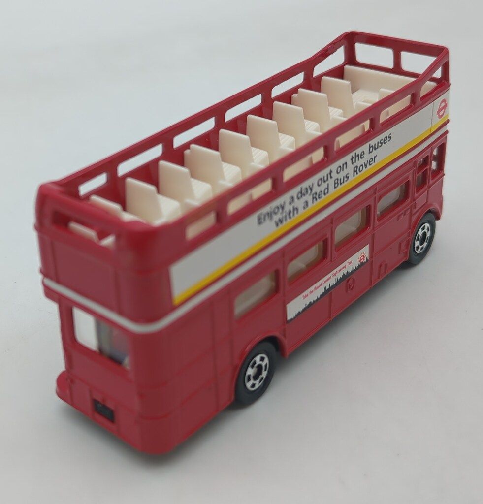 赤いバスミニカー「red bus rover」 赤いバスミニカー「red bus