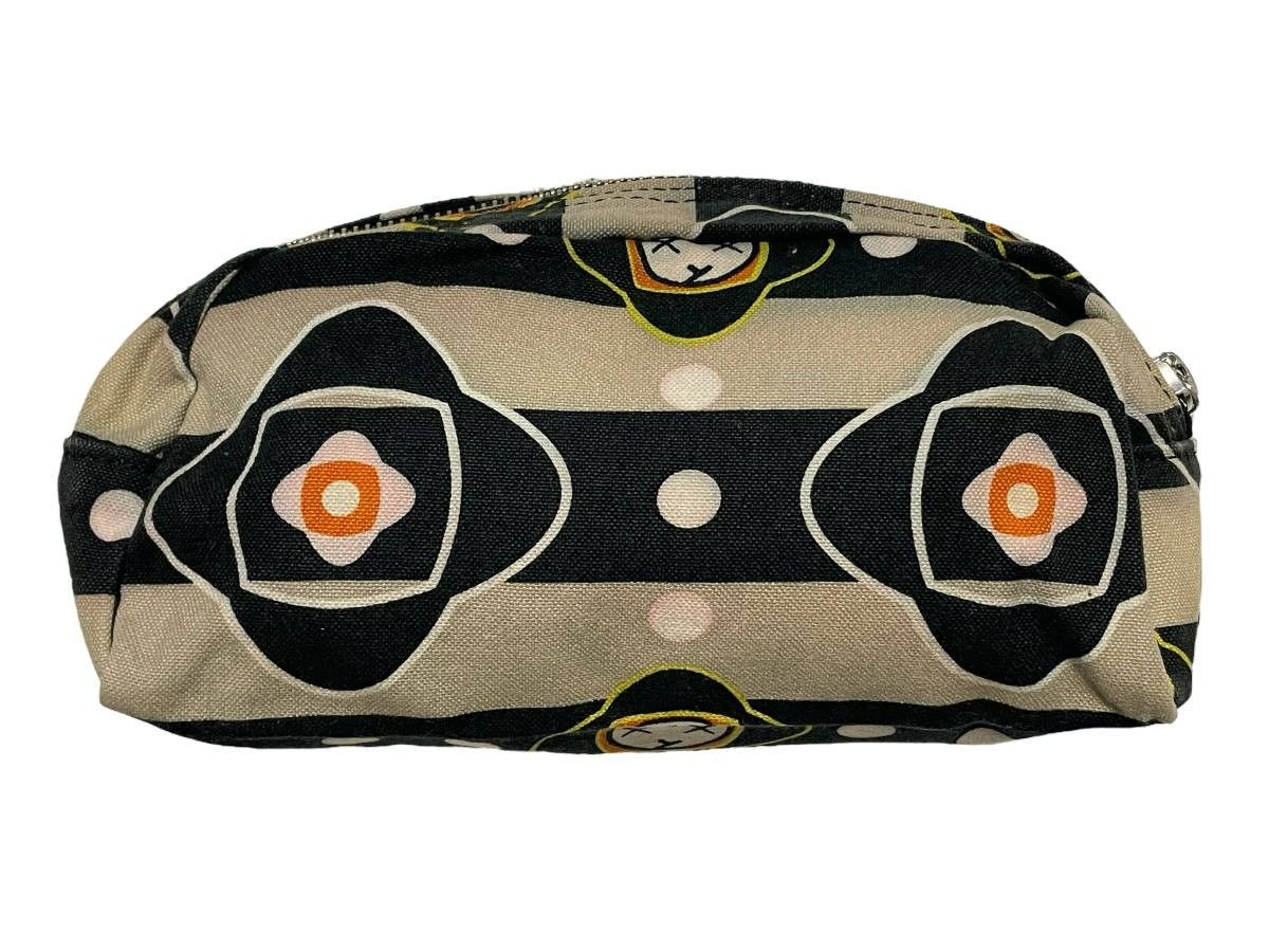 s*a様 A BATHING APE KAWS ポーチ 貴重 s*a様 A BATHING APE KAWS ポーチ 貴重 ☆激レア☆ kaws ABC camo