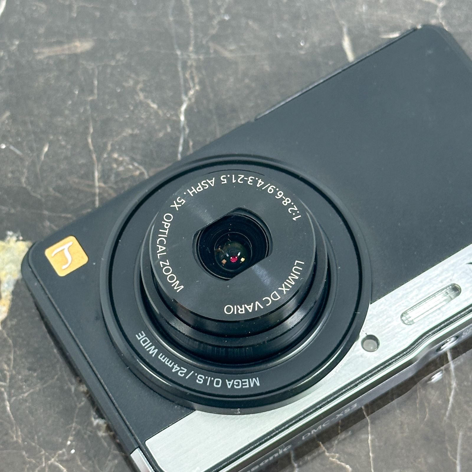 美品】Panasonic LUMIX DMC-XS3 パナソニック ブラック - メルカリ