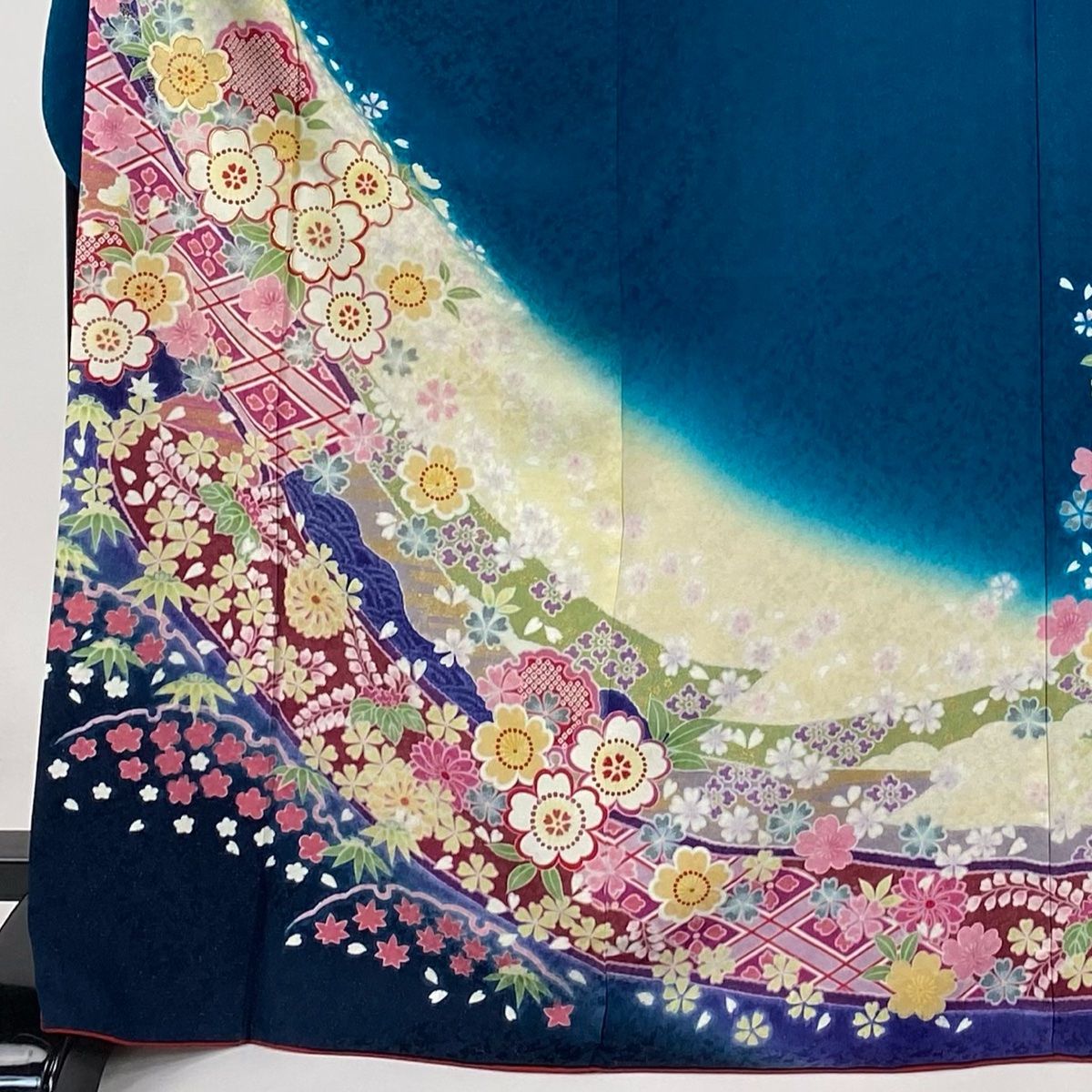 振袖 身丈170.5cm 裄丈70cm L 袷 桜 雪輪 銀通し 金糸 青緑 正絹