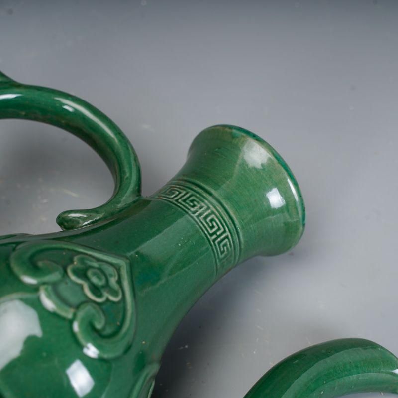 緑釉花紋執壺  茶壺  酒壺  陶磁器  現代工芸品 置物 緑釉花紋執壺 茶壺 酒壺 陶磁器 現代工芸品 置物 - メルカリ