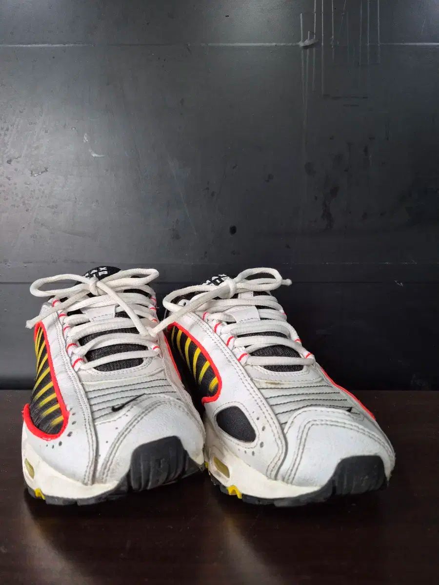 NIKE ナイキ エアマックス 260
